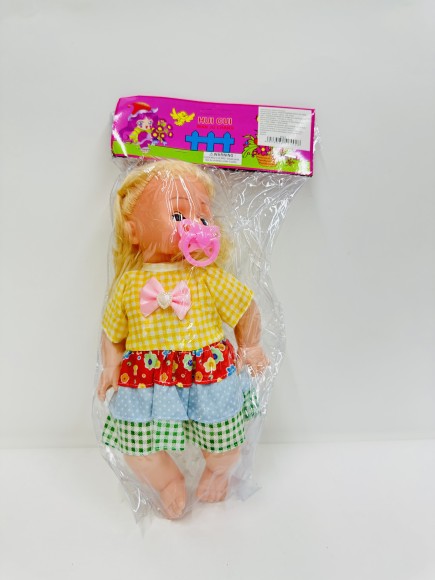 КУКЛА В ПАКЕТЕ ССОСКОЙ ПЛАЧЕТ