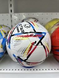 Футбольный мяч 270-280 грамм, PVC, 2 слоя, 1 цвет, диаметр 22 см, в/п 22*20 см